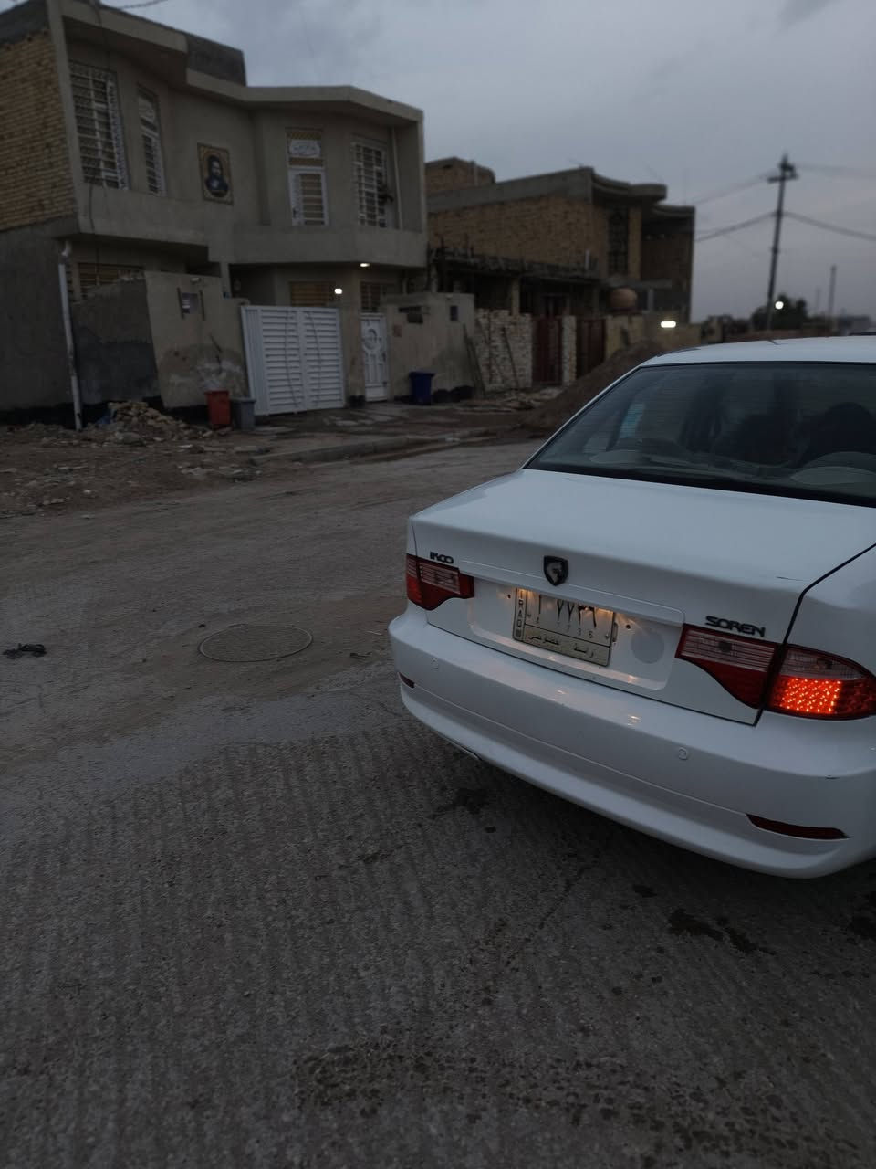 سلام عليكم سمند سورن موديل 2011
مكينه وكير مكفولات تخم تغير جديد تبريد شغال بيها بس جاملغ المامي بي ضربه حك شبر رقم واسط بسمي ب42 وبيه مجال ***********
