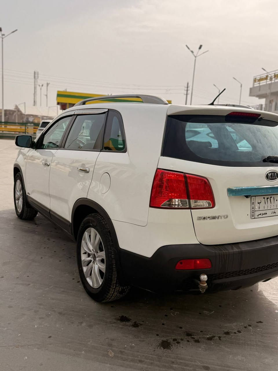 سورنتو 2012 بصمه بوب بصمه تشغيل بصمه جنطه بانوراما القماره كلها سنويه ل27 سعر 145  زراكات لايت اشاير ترحيب بلدوسات 6سلندر 7راكب 3قطع تبريد خليجي أعلى فئه بلسورنتو والسونار موجود ويه الصور ***********
