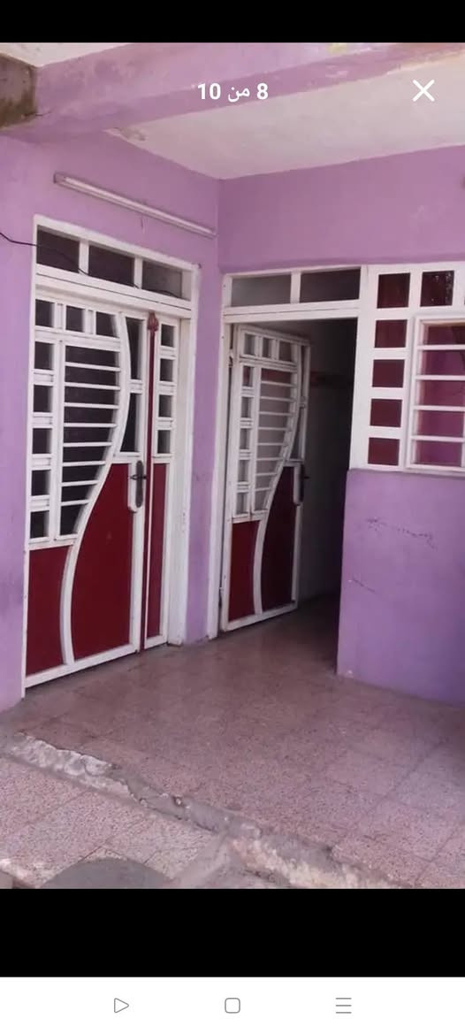 السلام عليكم
بيت للبيع في حي الاصلاح الزراعي 
خلف دور الاساتذة قرب مولدة جبار 
البيت ركن 
المساحة 260م طابقين 
ملك صرف بأسمي 
يحتوي 8 محلات مفصولات عن البيت 
للتواصل: 
***********
***********
