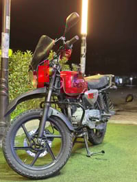 بوكسر 21 مجفته مره وحده ما مرقمه كير نضيف و كشر نضيف و كهربائياته كلها...