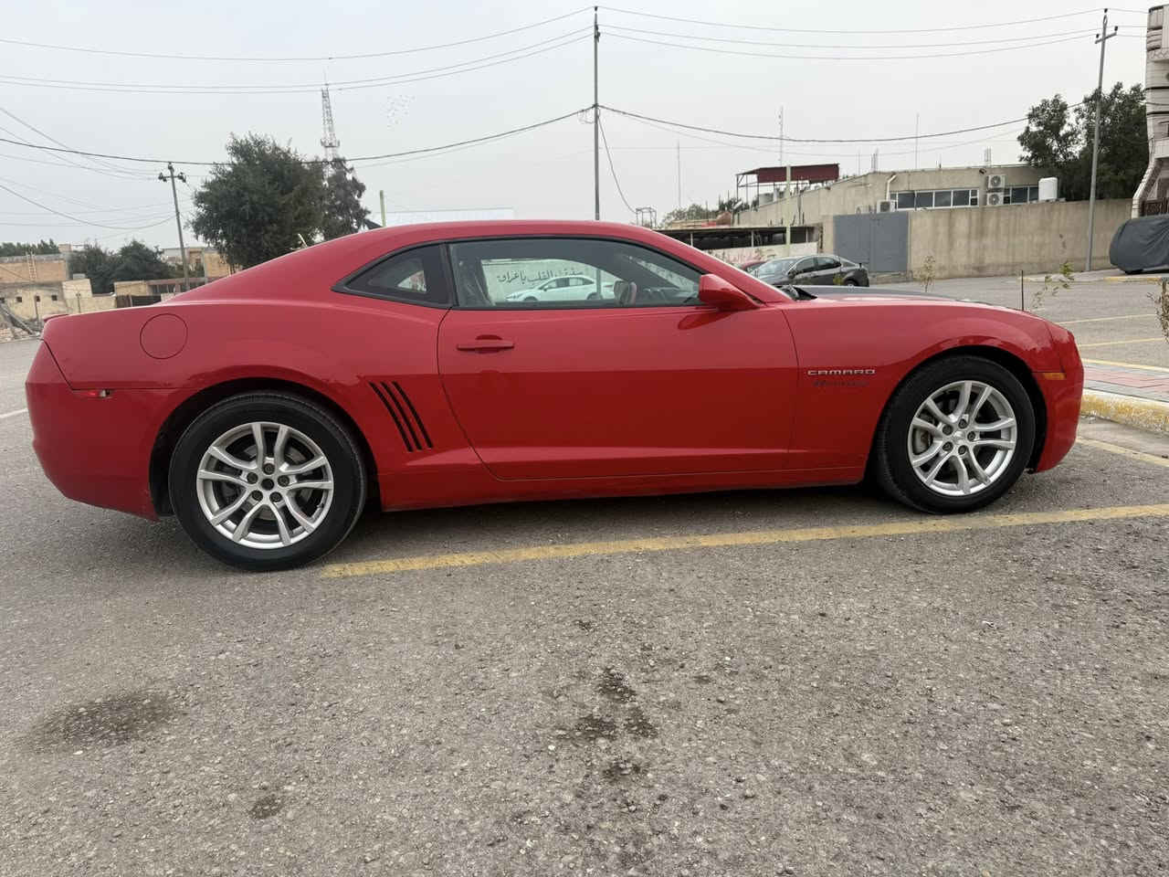 كمارو ٢٠١٣ بدون حادث بدون صبغ بدون ايرباك
مكينه ٣٦٠٠

ماشيه ٩٥الف

محرك كير مكفول

تبريد شغال

باتري جديد استخدام اسبوع 

شفتات ستيرن

تايرات جدد

السعر ٩٠ وبيهه مجال مكانه كربلاء

***********
