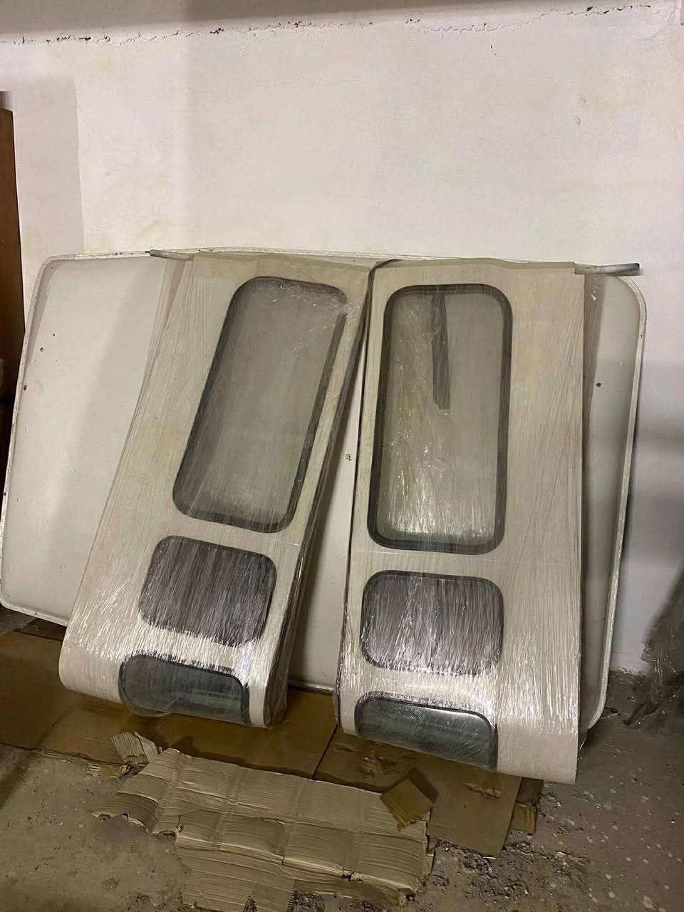 قمارة و صفحات و ٤ بيبان سعر ٢٥ ورقة 
***********

***********
