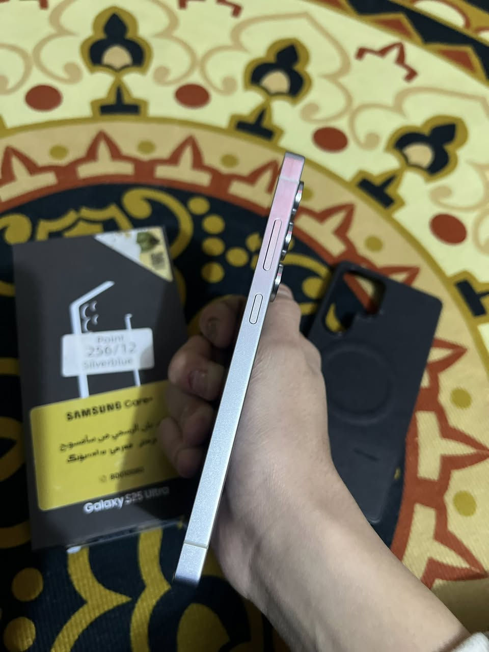 سلام عليكم S25 ألترا جهاز مستخدم سبوع فقط زلغ واحد مابي جديد باعتبار بالكارتون ضمان عين الفهد ذاكره ٢٥٦ بيع أو مراوس شعندك راسلني خاص أو ***********
