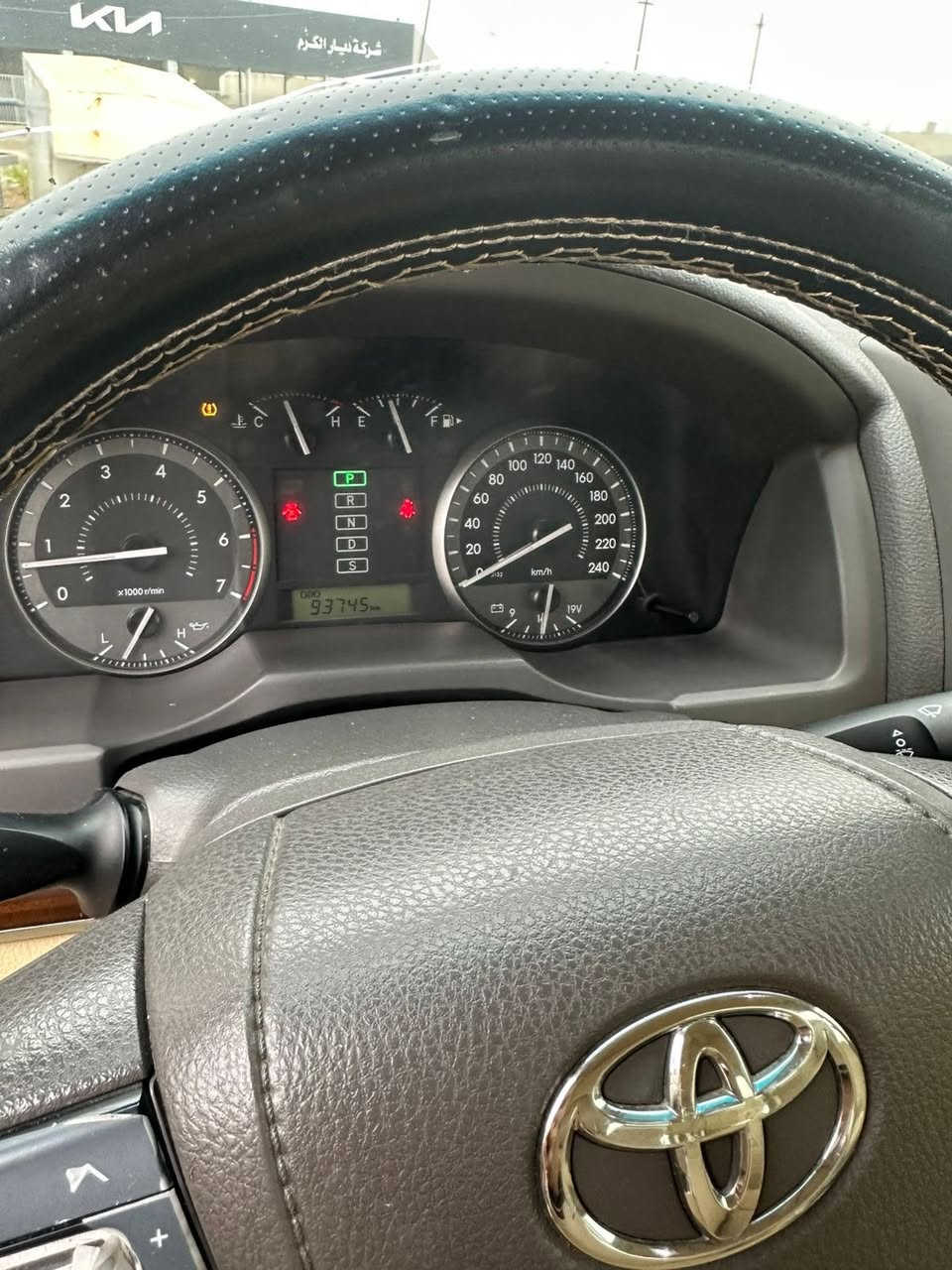 🔥 للبيع تويوتا لاندكروزر 2017 V8 فل كامل 🔥  

محرك 8 سلندر 4600 قوة واعتمادية معروفة من اللاندكروزر.

المواصفات:  
✔️ فل كامل  
✔️ 8 إيرباغ  
✔️ 4 كاميرات (360 درجة)  
✔️ حساسات أمامية وخلفية  
✔️ بصمة تشغيل + دخول ذكي  
✔️ تشغيل عن بعد  
✔️ فتحة سقف  
✔️ مرايا طي كهربائي  
✔️ دبل (دفع رباعي)  
✔️ دبل ماوس  
✔️ جاهزة تخم تاير

📊 الممشى: 94 ألف كم فقط

📌 ملاحظة:  
يوجد دمار بسيط بالجاملغ الخلفي كما موضح بالصور.  
الشاشة الحالية مبدلة لكن الشاشة الأصلية موجودة مع السيارة، ويوجد أيضاً شاشات التجاوي.

📌 السيارة نظيفة جداً واستخدام خفيف.

📍 الموقع: العراق  
بغداد

السياره بسمي هزه او سنويه جديده تحويل ثاني يوم 

📞 للاستفسار الاتصال (***********)
