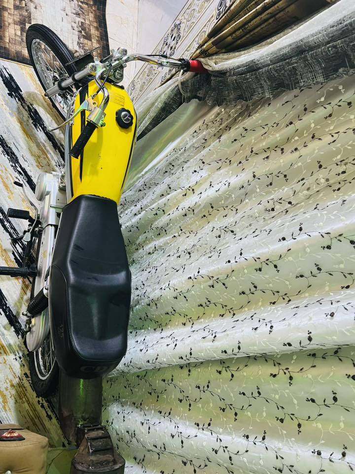 سلام عليكم دراجة موديل 2021 للبيع ما مفتوحة هذا رقمي راسلني خاص أدوات ***********👋💁
