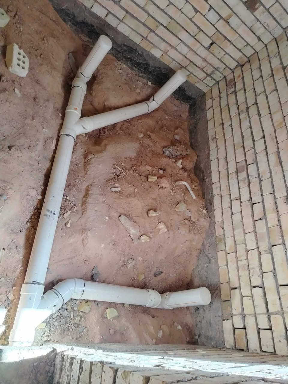 السلام عليكم لتأسيس الماء والكهرباء اتصل ***********
