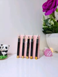 مكياج حاجة الف والفين دينار فقط  جوة السوك