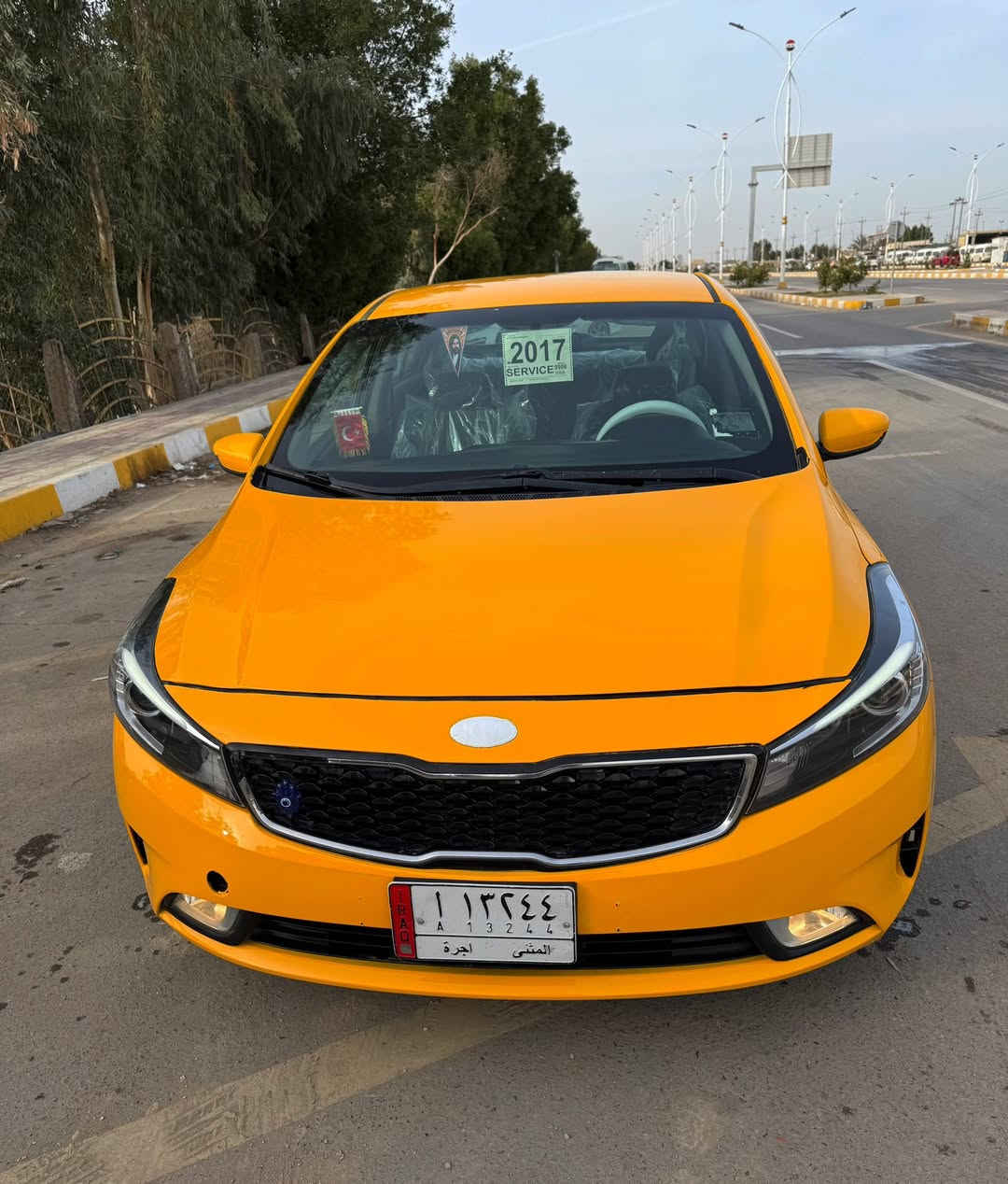 السلام عليكم كيا فورتي 2017 سياره جديده وجاهزه تبريد تدفئه تحكم ستيرن شاشة انظمه قياده تايرات جدد حداديه جاهزه من كلشي ماتخسر عليها ابد مال جناي العنوان الناصريه مركز ***********
