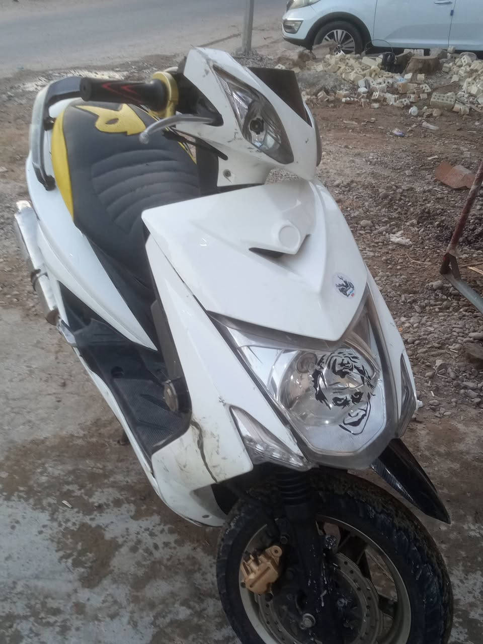 سلام عليكم سكنس لد للبيع مكينه 59 شلعه معدل تشك لكاع دراجه نكره بس باتريها تعبان بس بيه نقوصات خفايف سعر 650 وشراي  بي خير ودلل 

رقمي وتساب 
***********

مستعجل بيعتهااا
