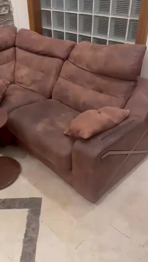 تخم بهذا الشكل ٨ مقاعد شاموا بسعر ٦٠٠ الف وبي مجال


**إذا كنت صاحب هذا الإعلان وتريد حذفه لأي سبب، رجاءا أرسل رسالة إلى الدعم الفني**