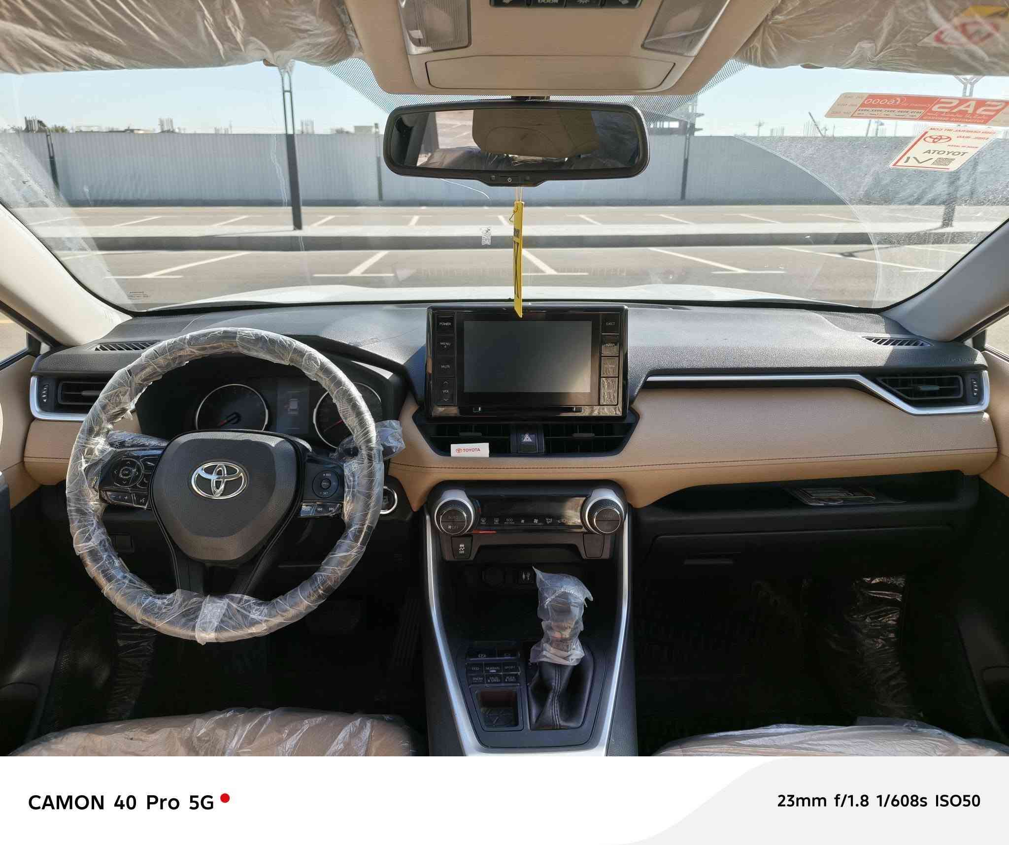 سلام عليكم
تويوتا راف فور موديل 2020 خليجي بانزين
وكالة ساز ام الضمان 
السيارة رقم بغداد الجديد باسمي هزة و سنوية تنتهي 2030 تحويل ثاني يوم السيارة ماشية 74الف قابل لزيادة

مواصفات السيارة 
مكينة2500
فور ويل درايف 4x4
بصمة السيارة + دخول ذكي+ بصمات عدد ٢ وياه
شاشة اصلية واريح نفكيشن
ست وضعيات قيادة 
مري شفط 
اشاير بالمري
هاندبريك بصمة
اوتو هولد
مراية وسطية عاكسة للضوء
تبريد بيانو +ومناخ منفصل و قطعتين تبريد
لد نهاري
لايت زينون عالي ناصي +بلوجكتر ضبابي
خمسه ويل كب+ سبير منازل

السيارة مكفولة عده بارد بسيط بل باب مال سايق

السعر 230$ وبيه مجال
للاتصال:***********
غير متواجد على الفيس
