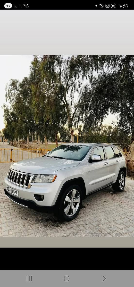 جيب كلين لمتدد موديل 2011 مكفولة من الحادث وارد امريكي عدا الدعامية 
السعر 153 ورقة وبيها مجال مكان السيارة بغداد البنوك شرط التحويل اسيارة بأسمي للتصال***********
