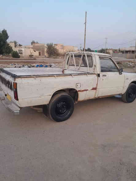 السلام عليكم بيكم للبيع موديل 80 مكينه وكير جدد سياره راعيه موجود يريد مداور تخم تأير جديد باتري جديد حداديه جديده السعر 18 وبيه مجال قليل سياره حلوه بلاديه مكان سياره نجف قضاء لمشخاب رقم الهاتف ***********
