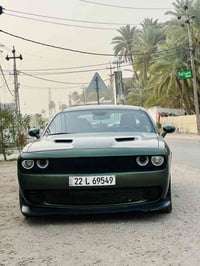 � للبيع – دودج جالنجر 2019 لون زيتوني مميز 💚  ▪️ الموديل: 2019 ▪️ المم...