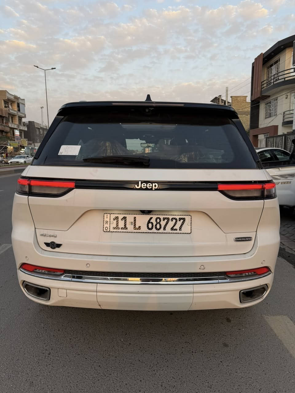 جيب 2024 هارلم اوفر لاند✨
* دفع رباعي 4X4متطور
*نظام التعليق الهوائي (جكات)
*فتحة سقف بانوراما
*الصندوق كهربائي بخاصية الفتح باستشعار القدم او
البصمة
*ويل المنيوم قياس 20 انج
*شاشة التحكم الرئيسية لمس بنظام Uconnect 5
بقياس 10.1 انج مع نظام ملاحة
*شاشة القيادة الرقمية بقياس 10.25 انج
*شاشة عرض لوحة القيادة على الزجاج الأمامي (داتا
شو)
*رادار تفاعلي مع خاصية التوقف والانطلاق
*تحذير النقطة العمياء
*تحذير الخروج عن المسار
*نظام المحافظة على البقاء فى المسار
*نظام التعرف على اشارات المرور
*خاصية المساعدة على التوجية فى التقاطعات لتفادى
الحوادث
*حساسات امامية وخلفية
*كاميرات 360 للرؤية المحيطية
*كاميرا رؤيا ليليه
*كاميرا رؤيا ليليه
*المرآة الداخلية مزودة بشاشة لعرض الكاميرا الخلفي
*نظام مانع تصادم خلفى
*نظام القيادة شبه الذاتية
*مقصورة الركاب من الجلد الفاخر
*المقاعد الامامية مبردة ومدفأة
*المقاعد الخلفية مدفأة
*المقاعد الامامية مساج
*مقاعدة امامية كهربائية....
*مقاعد امامية ذاكرة
*نظام ابل كار بلاى و اندرويد اوتو لاسلكي
*نظام صوتي فاخر 9 سماعات من ALPINE
*دخول ذكي (بصمة)
*نظام التشغيل عن بُعد
*مرايا خارجية قابلة للطي كهربائيًا مدفئة
*مصابيح أمامية أوتوماتيكية مع مصابيح نهارية
وكشافات ضباب LED
*نظام التحكم التلقائي في الضوء العالى
*دواسات جانبية
*ماسحات زجاج أمامي حساسة للمطر
*شاحن هاتف لاسلكي

*نظام ابل كار بلاى و اندرويد اوتو لاسلكي
*نظام صوتي فاخر 9 سماعات من ALPINE
*دخول ذكي (بصمة)
*نظام التشغيل عن بُعد
*مرايا خارجية قابلة للطي كهربائيًا مدفئة
*مصابيح أمامية أوتوماتيكية مع مصابيح نهارية
وكشافات ضباب LED
*نظام التحكم التلقائي في الضوء العالى.
*دواسات جانبية
*ماسحات زجاج أمامي حساسة للمطر
*شاحن هاتف لاسلكي
*انماط قيادة متعددة رياضية وللطرق الوعرة
*وسائد امان هوائية أمامية/جانبية/ خلفية.

**مكفولة وعله الفحص 🖤🖤

*مغلفة ppf افلام حمايةًوبي ضمان

*السياره هارلم وبعدها بل ضمان 
**ماشية 17 كم 

السعر 470$$ورقة وبيها مجال 

‭📞📞0771 848 6220‬للستفسار ‏
