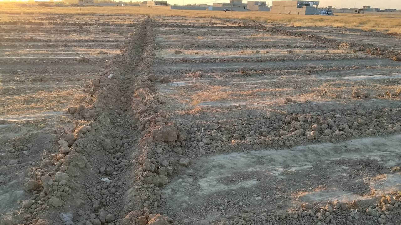 إعلان 📣 
قطع اراضي للبيع
مساحة القطعه 240 متر
عبور سيطرة البگاره على اليمين من جهة المشروع
تبعد عن المشروع 50 متر

سعر القطعه 4 مليون وبيها مجال

ملاحظه اذا تريد دونم موجود 35 وبي مجال شي قليل

للأستفسار ‭***********‬

‭***********
