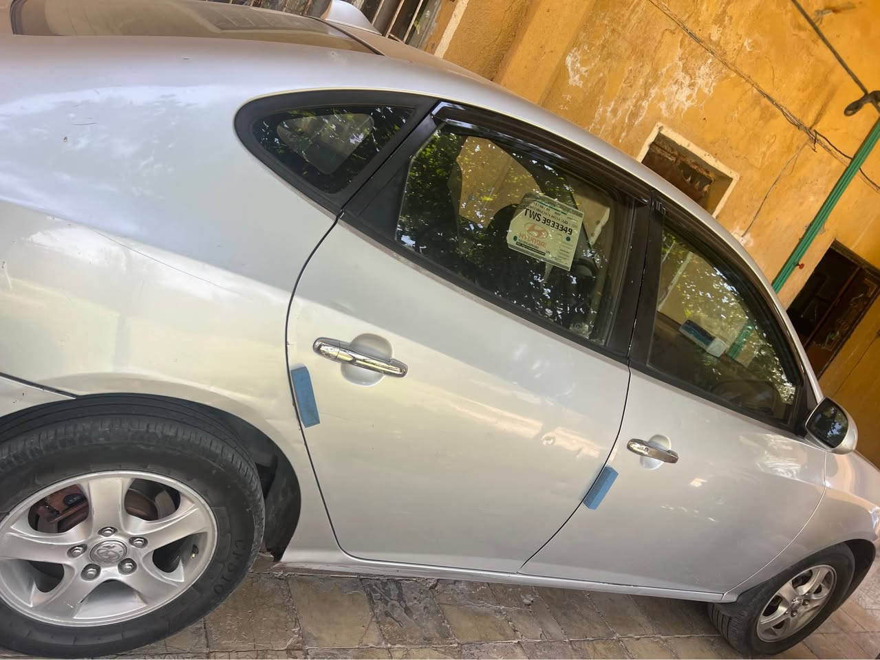 السلام عليكم 
النترا موديل ٢٠٠٩ خليجي مكفول من الضربه عدا بيها شبر بارد البنيد مكفول گير محرك تبريد ثلج رقم بغداد مال جنايه بيها جراد بنيد وقماره  سعرها ١٠٨ وبيها مجال تواصل ع الرقم *********** بغداد, العراق
