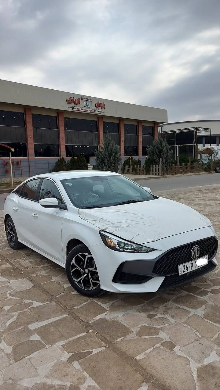 السلام عليكم
ام جي جيتي2025 كير عادي....كلين وضع شركة ماشية 21 الف قابل للزيادة داخل جلد ماروني محرك 15 تنفس طبيعي بصمة كامرة حساسات السيارة مصروف عليها كماليات ول باقي موصفات معروفه......سعرها 99.....من اخير بدون معاملة مكان السيارة دهوك رقم تليفون ***********
