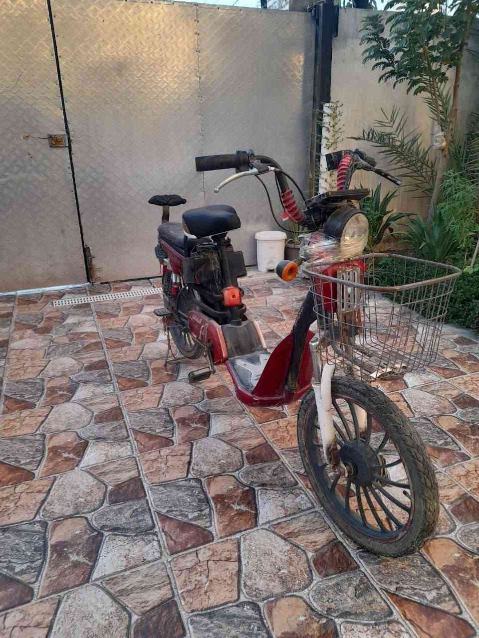 بيسكل شحن متروك بدون يحتاج بطاريات السعر 90 وبي مجال ***********
