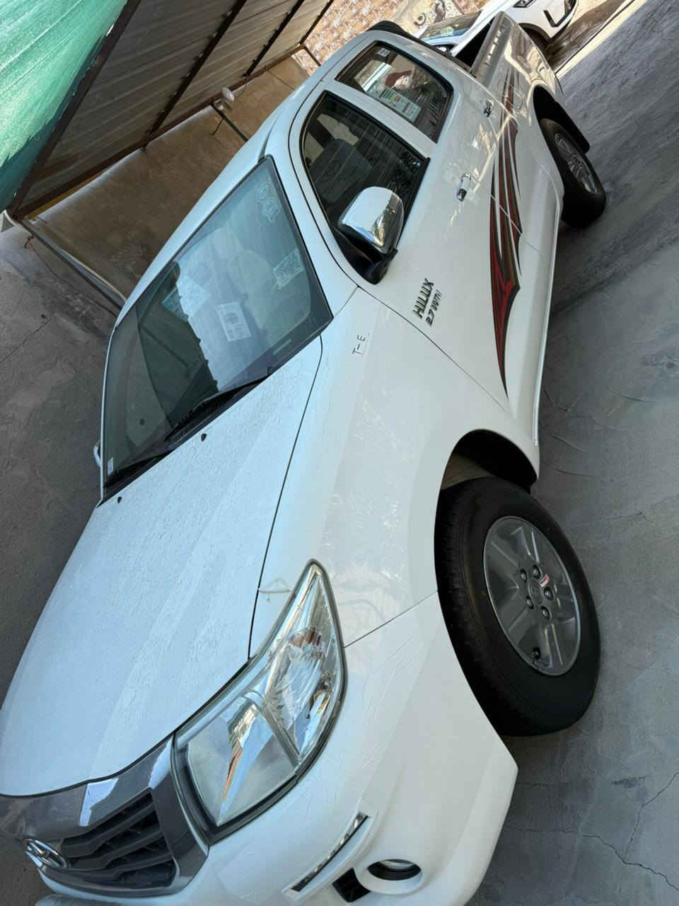 هايلوكس 2014 مكفولة من الصبغ كير واكسن وحداده خير من الله المكان المدينه بني منصور قرب الامام احمد بن علي للستفسار ***********
