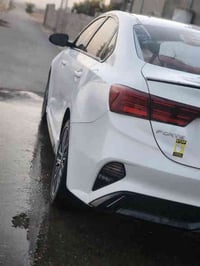 لبيع فورتي جي تي لاين موديل 24   فول عده الفتحه   حادثها موضح بالصور  ...