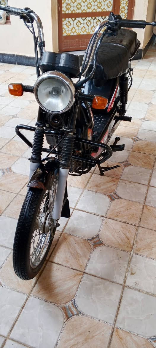 السلام عليكم 
دراجة tvs هنديه للبيع فول نضافه مكان ديالى بعقوبة مفرك شراي اتصل ***********
