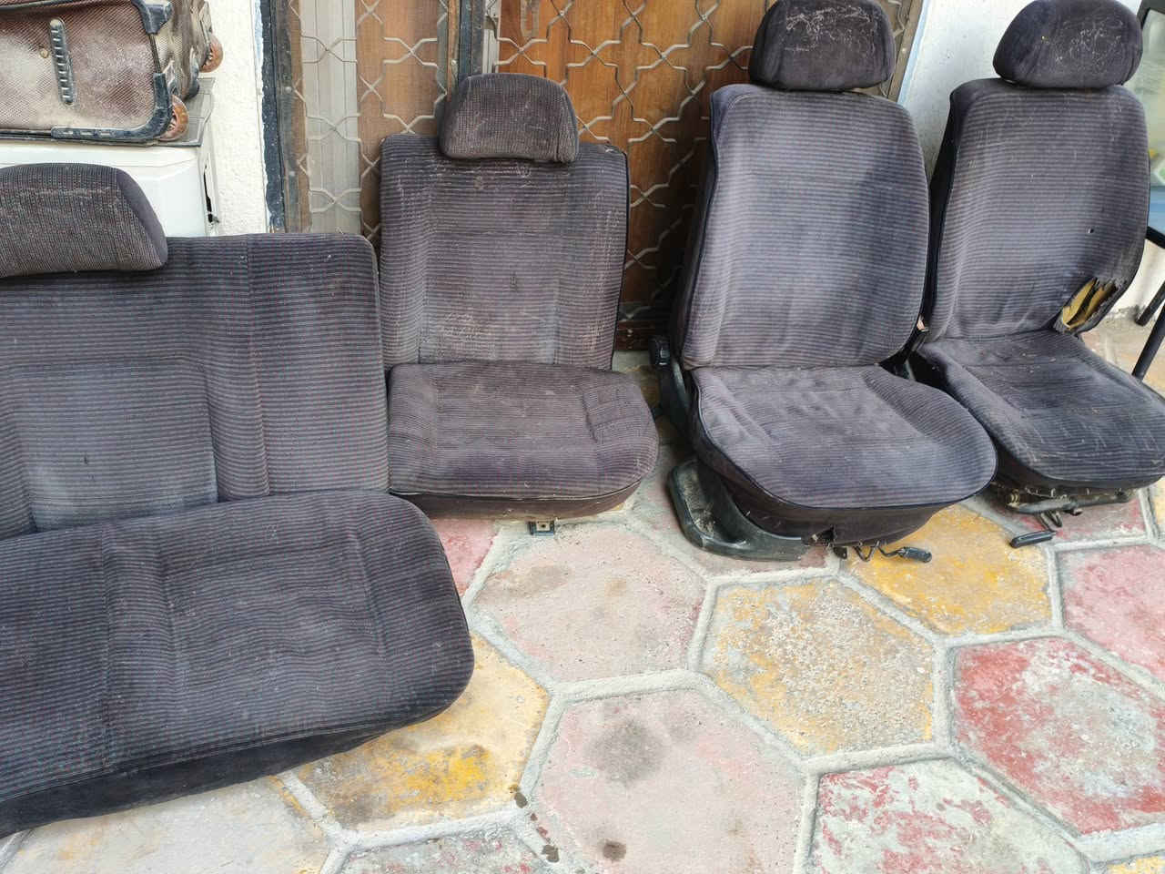 السلام عليكم
كشنات كولف موديل 1994
قيم و اخذ 
*********** وبي وتساب
