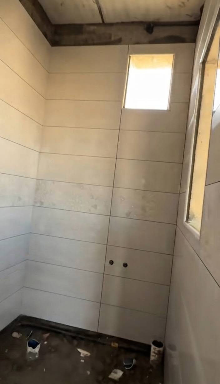 سلام عليكم اسطه سيراميك مرمر شغل داخل كركوك ***********
