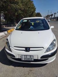 بيجو فرنسي ٣٠٧ ٢٠٠٥ النضافه مثل ماواضح بالصور سنويه ٢٠٢٨ هزه جديده تبر...