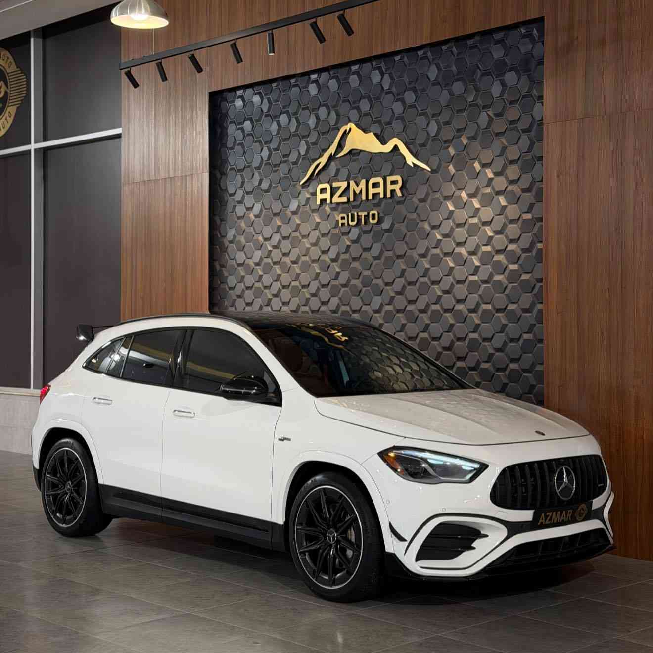 GLA 35 🚀 AMG 4 matic
وحيدة بالعراق كلها و سعر كلش رخيص : 348$ ورقة🔥🔥
موديل : 2024
ماشية : 5 الف 
302 قوة حصانية 🚀🐎
edition one ( night package )💎
مواصفات السيارة فول الفول
بنورام
 Affalaterbach🔥
كشنات amg
حزام احمر بلادي amg
ستيرن amg و تحكمات انضمات القيادة بيها
انضمات ( snow - individual - comfort - eco - sport - sport plus )
‎كشنات تدفئة و ميموري و كهربائي
شاشة متصلة و كيج متعدد الاشكال و رياضي
انارات داخلية متعدد الالوان
كامرات و رادارات و حساسات 
و بعد هواية مواصفات بيها متنذكر

السيارة قطرة صبغ ما بيها و كير و محرك و كهربائيات بشرط

سعر : 348$ ورقة
للاستفسار : ***********
العنوان : سليمانية المعارض الجديدة شركة ازمر اوتو معرض رقم ٣٤
