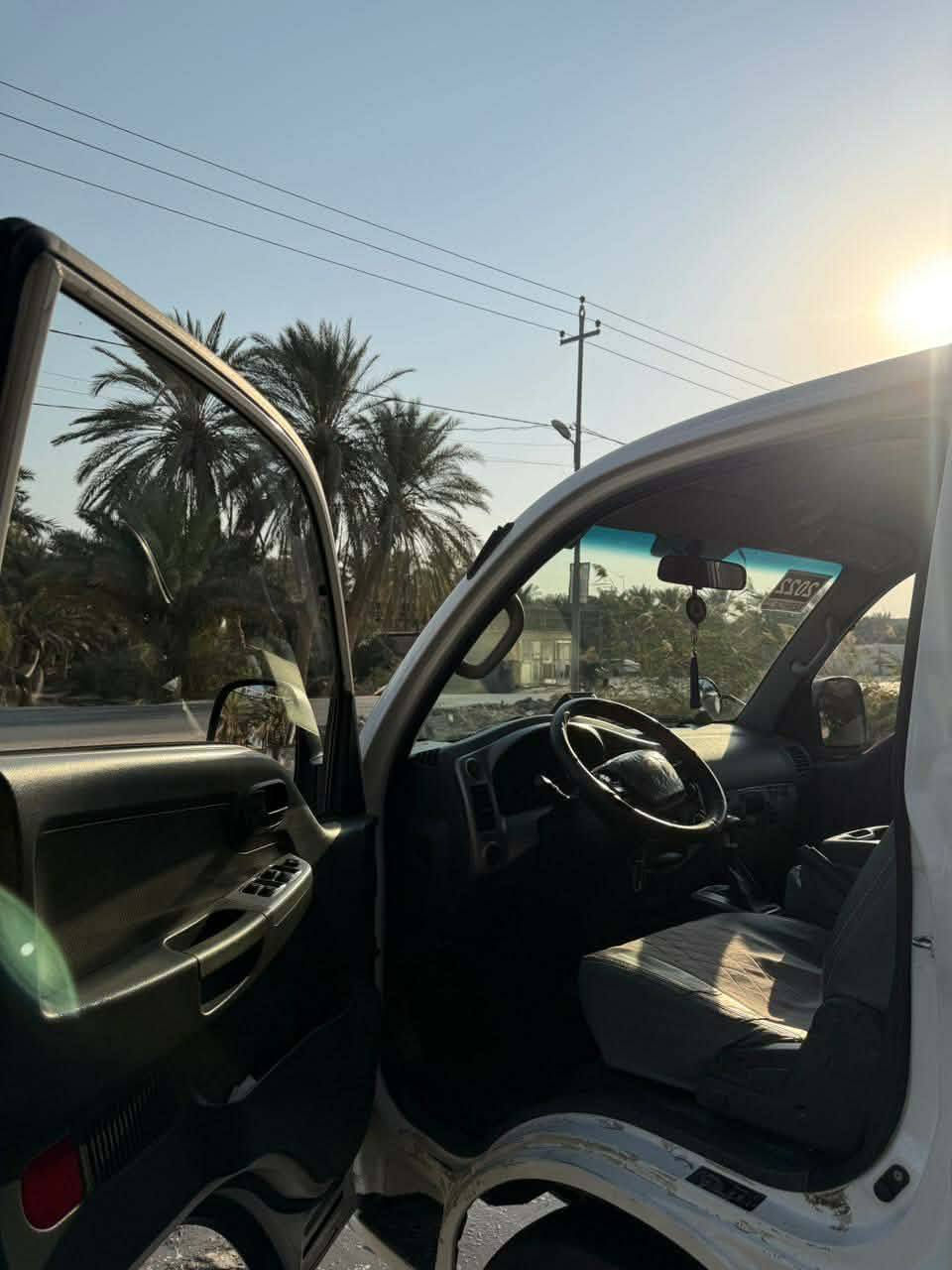 سلام عليكم
كيه دبل قماره مسكر اوتماتيك 
موديل 22 سياره جديده  كفاله عامه 
رقم قادسيه انكليزي بسمي 
السعر 185
*********** شرط التحويل
المكان السماوه
