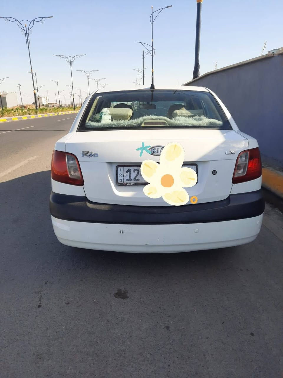 كيا ريو موديل2007 رقم نينوى دولي بسمي شرط التحويل
مكينة16 گير اتوماتيك
مكينة وگير مال گصة
قفل مركزي جامات كهرب شاشه وكامره دواره
بيها صبغ بالسقف ودائر الخلف اليمين 
التواصل عالرقم فقط مكلف بالنشر السعر 82 
***********
