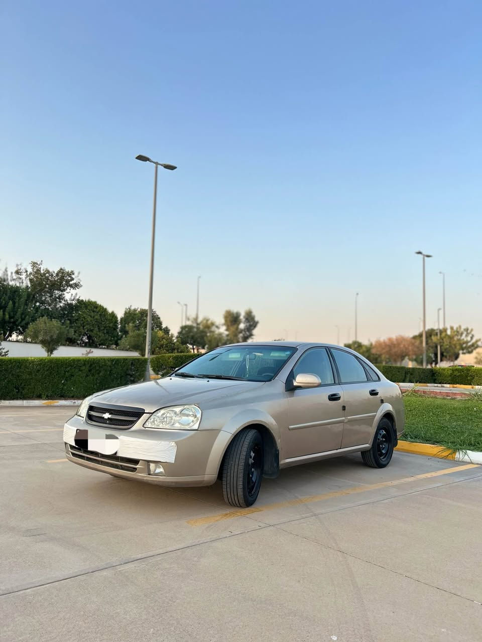 شۆفرلێت ئۆپتڕا مۆدیل ٢٠٠٩
جەمپێکی خەفیفی پێشی هەیە و پشت کەپس،بۆنیتی سبوغە،گێڕ ئۆتۆماتیک،چوار جام کارەبایی،تەبرید،سوکان ڤۆلم،ئاوێنە کارەبایی،abs,چوار تایەو ویلی خاوێنی لەسەرە،ڕەقەم هەولێر ،ڕەقەم باریک،هەزەی تازە  ،گێڕ و مەکینەی بێ عەیبە……..

نرخ:٧٨ وەرەقە و مەجالەکی برایانە
شوێن:هەولێر 
ژ.م:*********** أربيل, العراق
