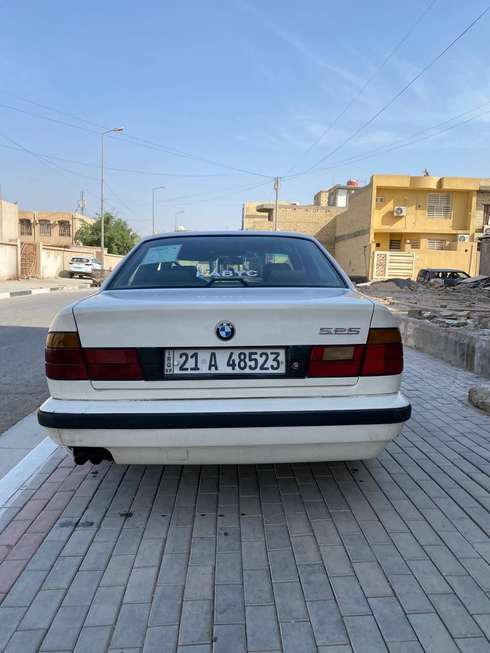 سلام عليكم سياره بي ام 525البيع فقط مكفوله من الضربه فقط مصبوغه عام الجماليه. صبغ الشمال مكينه بلاديهً مسكر عدل كير محرك خير من الله صدر خلفي امامي جديدتبريد ثلج قطعتين  سنتر لك شغال سلايت طكتين بجم عريض سياره كهربائيات كله شغاله منضومه زنون عالي سياره جاهزه من كلشي رقم سليمانيه إنكليزي بسمي سنويه 2030 سعر64وبيها مجال مكان كربلاء  رقم الهاتف ***********
