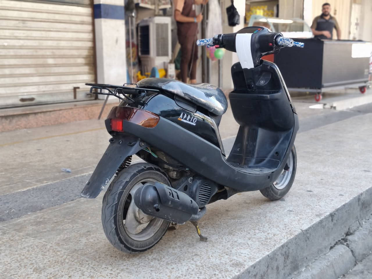 سلام عليكم
ماطور بوتين للبيع 
شرط كهربايات واشاير 
مكينه وقبغ هندر مفتوحين 
السعر325وبي مجال 
الرقم‭٠٧٧٨ ٣٦٥ ٠٤٧٧‬
