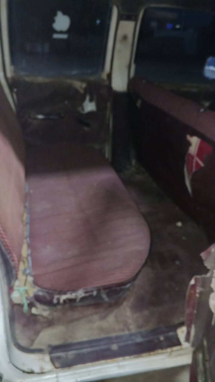 سلام عليكم سياره نيسان موديل 92 سياره خير من الله محرك وكير جديدات تواير بل جيس مكان ناصريه ***********
