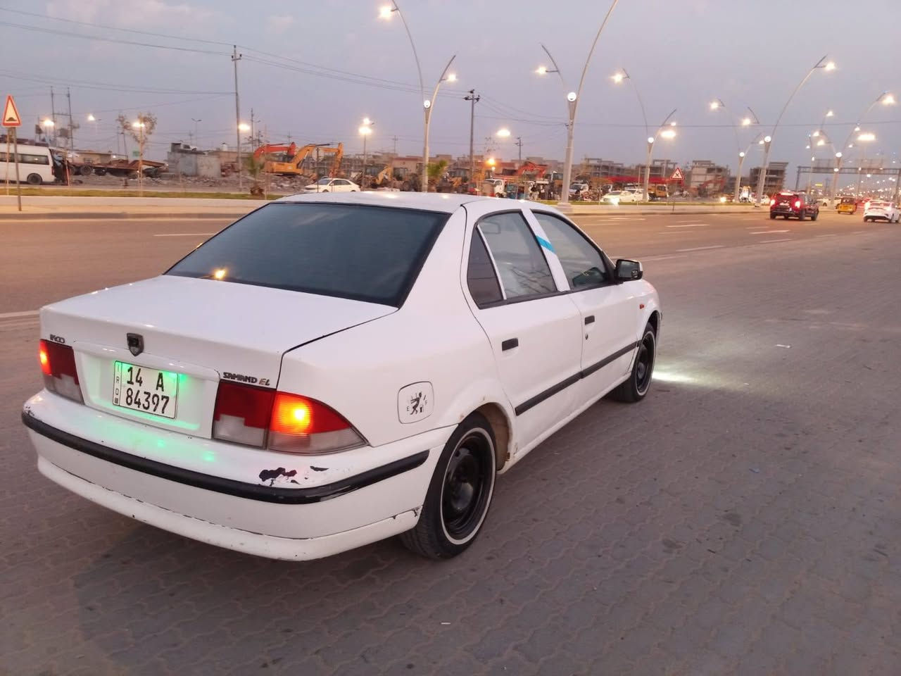 السلام عليكم سمند للبيع مديل 2009 السيارة جاهزة مكينة كير وحدادية رقم بصرة دولي سنوية لل30 تخم تاير جديد خط ابيض السعر 33 مكاني البصرة القبلة *********** متواجد عل واتساب فقط
