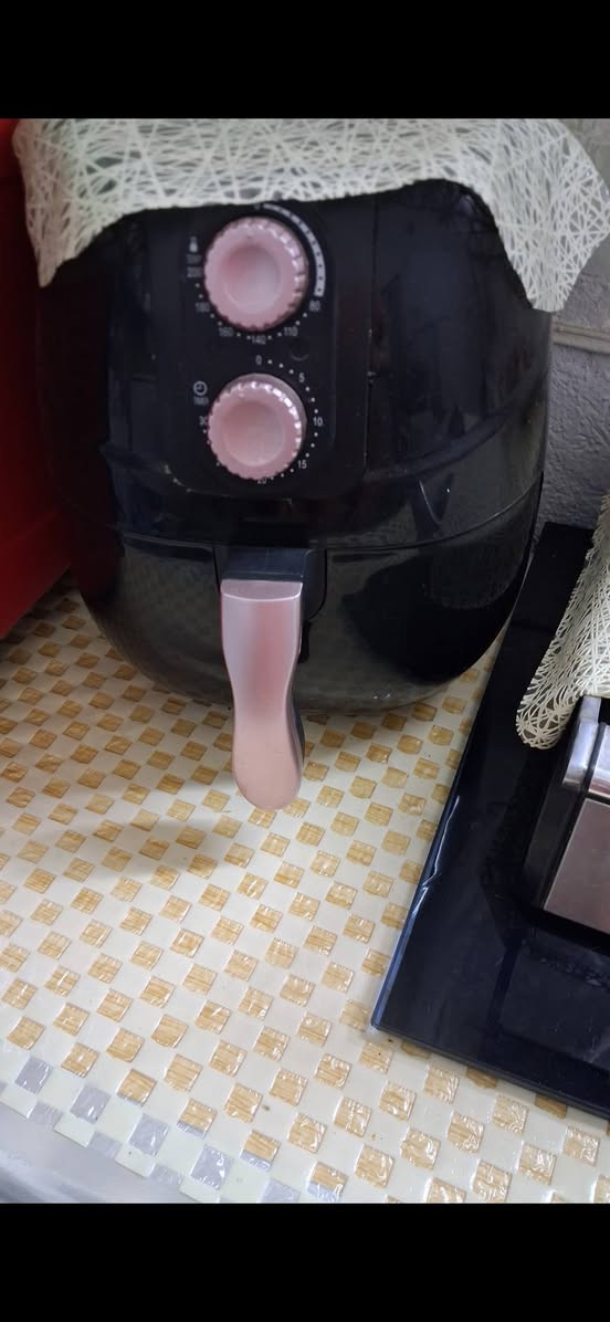 السلام عليكم قلايه مامستخدمه قفله ٢٥ بله عمله مامستخدمه


**إذا كنت صاحب هذا الإعلان وتريد حذفه لأي سبب، رجاءا أرسل رسالة إلى الدعم الفني**