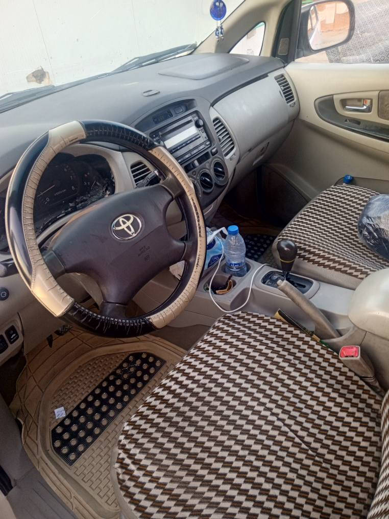 سلام عليكم سياره ياباني انوفاء البيع موديل 2009 رقم نكليز بابل بسمي تحويل خليجية تكسي الخليج جاهزة سبعه راكب مكانه الديوانية سعره ١٠٢ وبيه مجال ***********
