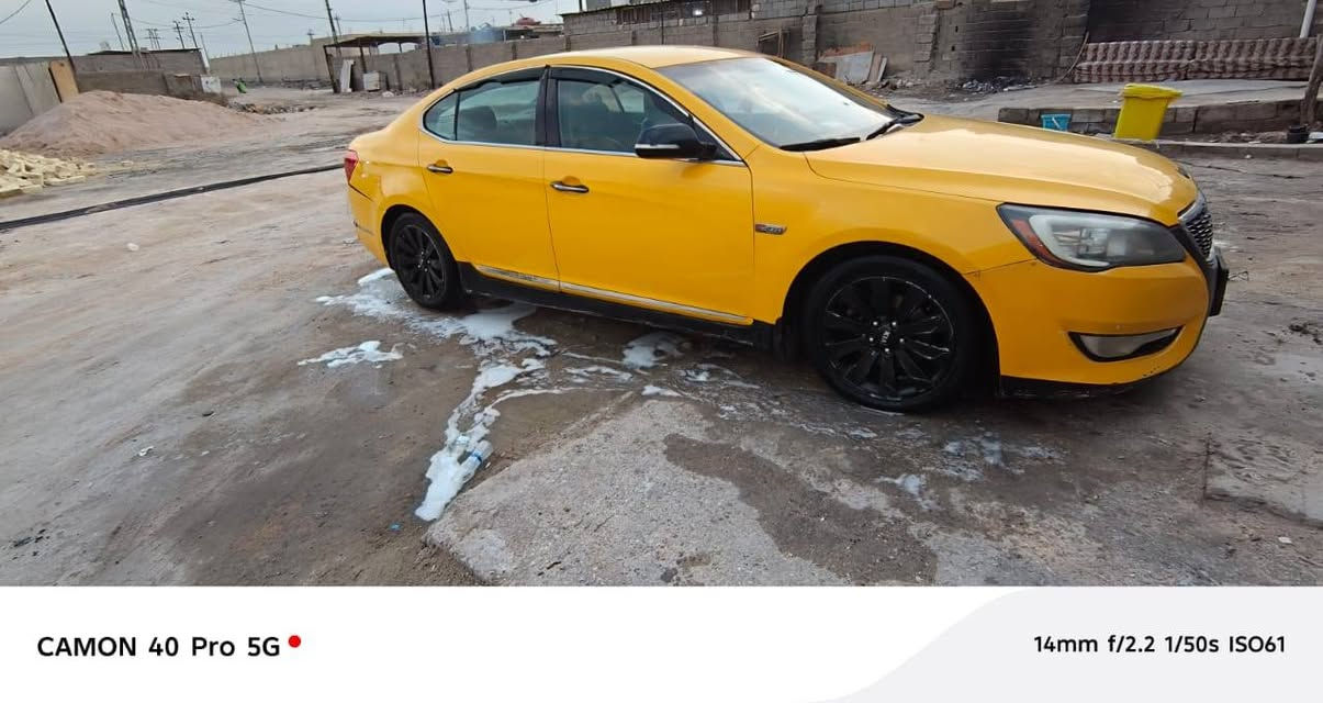 السلام عليكم.. من رخصة الأدمن  كيا كادنزه K7 موديل 2011 بصره بسمي السياره السنويه لغاية 2027 محرك 2700 كير جديد قبل شهرين شاده تبريد شغال تخم تاير جديد منظومة بنزين جديده بيها تبديل چاملق امامي جهة اليمين السياره يرادالها ترتيب الدعاميه الخلفيه تعبانه يراد الهاا تبديل السعر 70 ورقة  وبيها مجال تحويل ثاني يوم من الاخير اتكفل بلرسمياات فقط البدي شوف العين وبلخدمه ان شاءلله للاستفسار *********** مكان السياره   البصره
