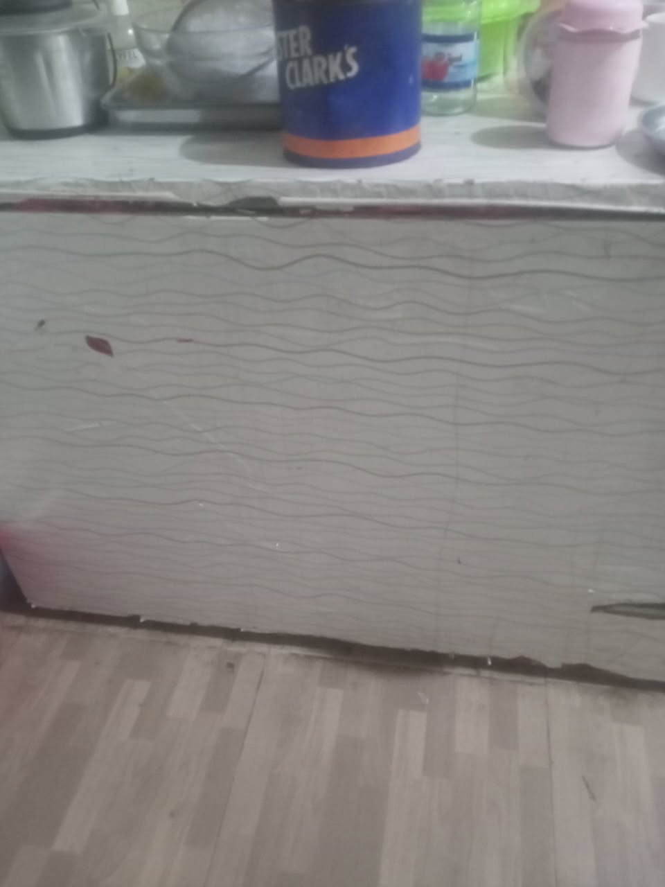 السلام عليكم عارضات 2 ومجمدة العنوان الناصرية لإسكان الصناعي رقم وتساب ***********
