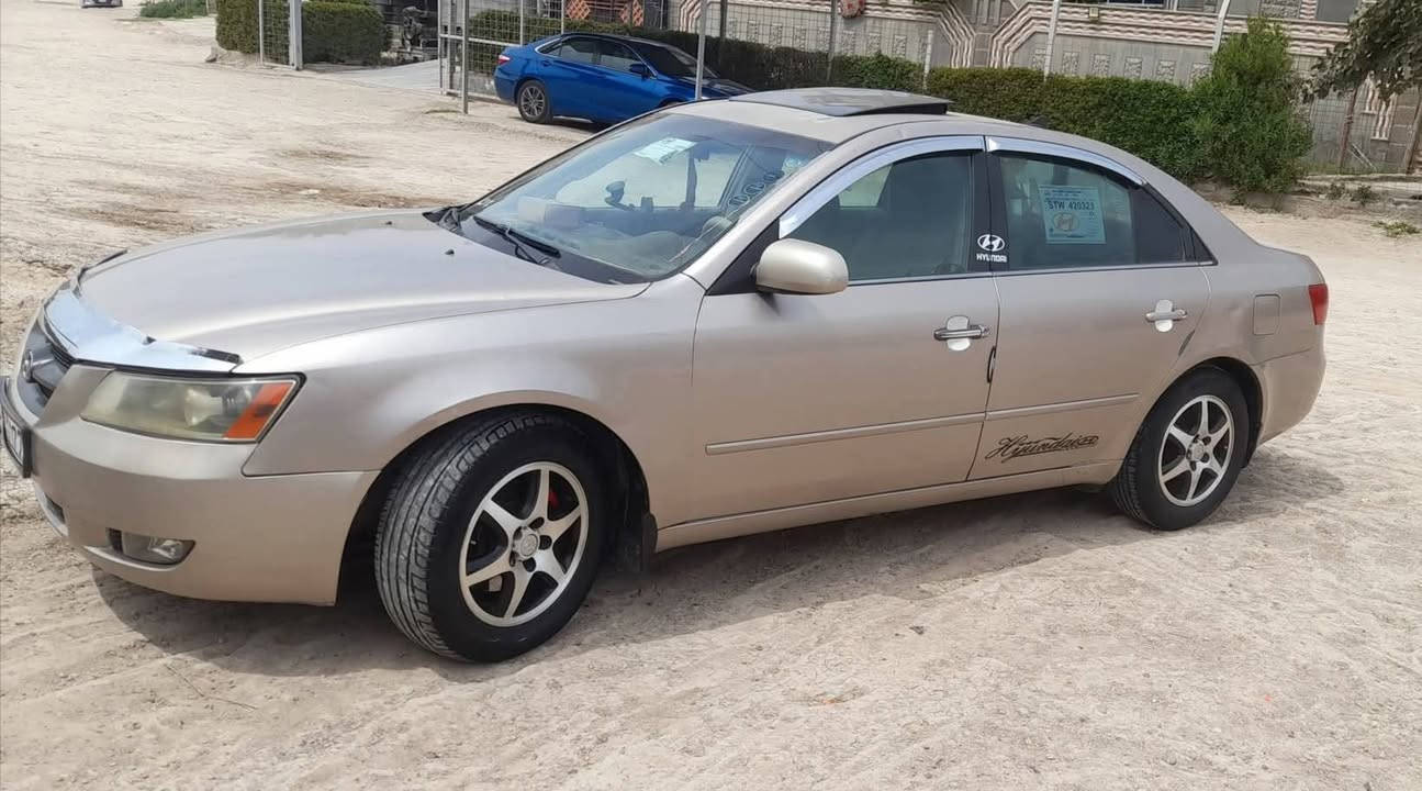 سلام عليكم للبيع سوناته موديل 2007 رقم انبار تحويل ثاني يوم مداور بغداد محرك 6 سلندر تبريد حداديه محرك كير خير من الله بيها قطع صبق ابيع احزام منضومه زنون عالي ناصي سعر 83 بيها مجال قليل مكان سياره واسط قضاء الحي ***********

