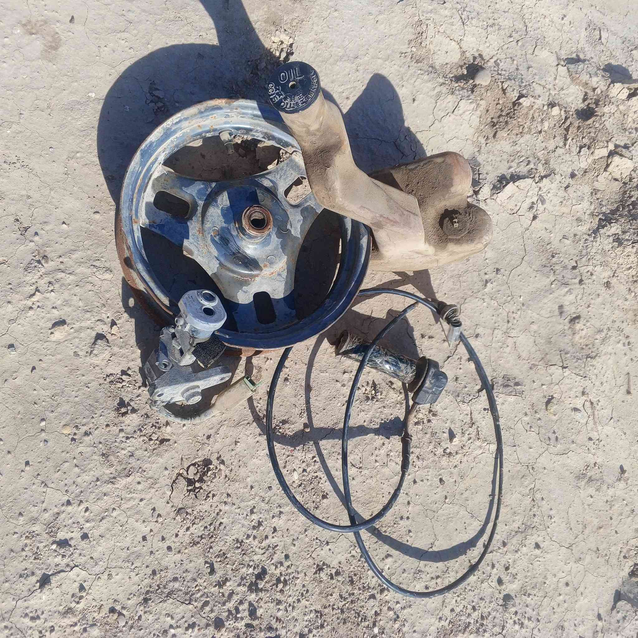 السلام عليكم اغراض سازوكي تفصيخ للبيع عقل بلادي/ جوزة بلادية/ويل امامي/دبة دهن كاملة مع قبق/قمجي بانزين كامل/تانكي بانزين /كشن كامل/ شاصي اوراق مع سواداتت
اليريدهن يراسلني أو يتصل ***********
