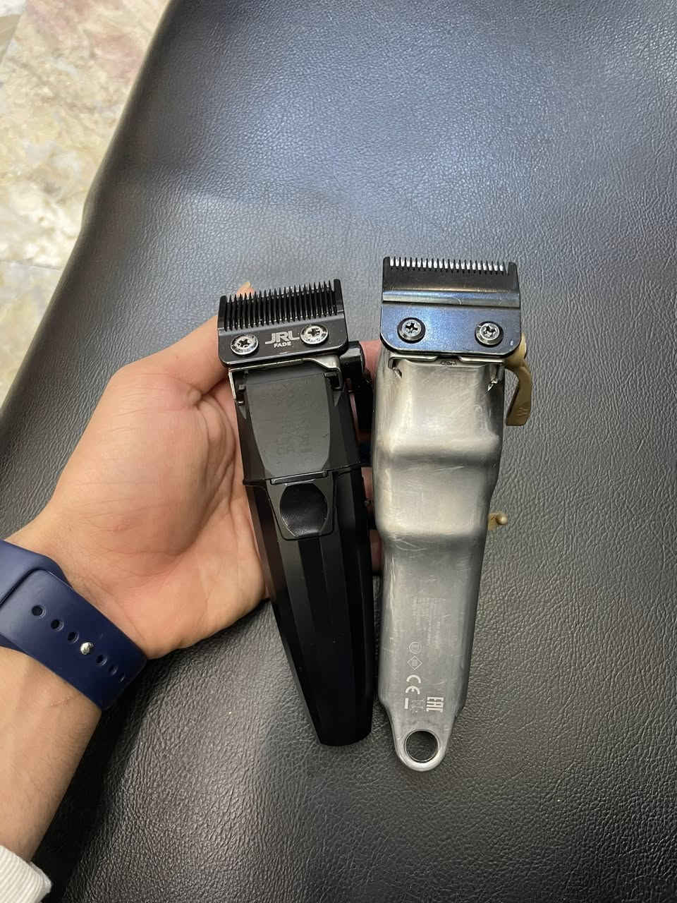 سلام عليكم شباب مكاين للبيع تواصل رقم***********
