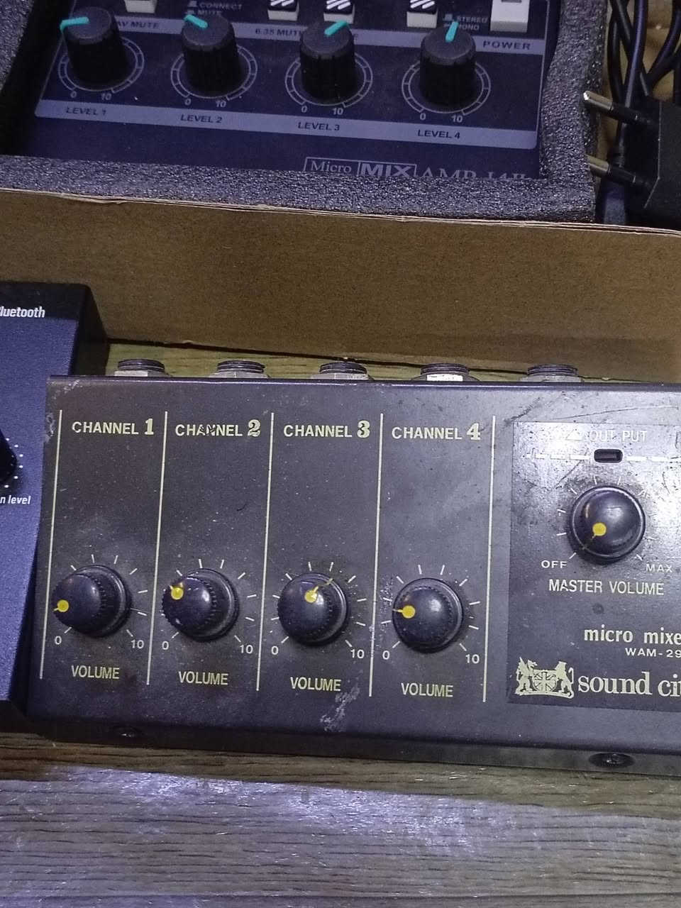 سلام عليكم ... عندي غراض تخص صوتيات شلعه ابيعهن.40 الف


**إذا كنت صاحب هذا الإعلان وتريد حذفه لأي سبب، رجاءا أرسل رسالة إلى الدعم الفني**