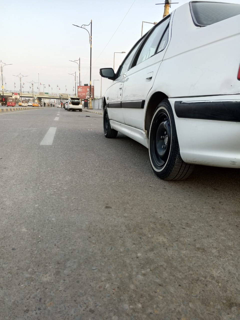 سلام عليكم سيارة بيجو بارص للبيع موديل 2015 السيارة كفاله ماعده بس بنيد مبدل نفس اللون سنوية لل30 السياره تخم تاير جديد نضيفه وحلوه للإستفسار:***********
