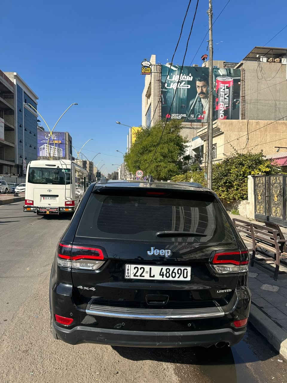 للبيع 2018 Jeep Limited (جيب المتد) - وارد أمريكي.
مواصفات كاملة Limited ) و تفاصيل مميزة

الموديل: 2018

السعر 212 

المواصفات المتد (Limited) أعلى فئة بصمة، شاشة كبيرة، كراسي جلد كهرباء، رادار كاميرا، وغيرها من المواصفات

حالة الضرر حادث موضح بالصورة 

.

الوضعية السيارة نظيفة جداً وبحالة ممتازة، جاهزة

للاستخدام وما محتاجة أي مصاريف.

للأستفسار الاتصال : ‭٠٧٧٠ ٧٧٥ ٠١١٦‬
