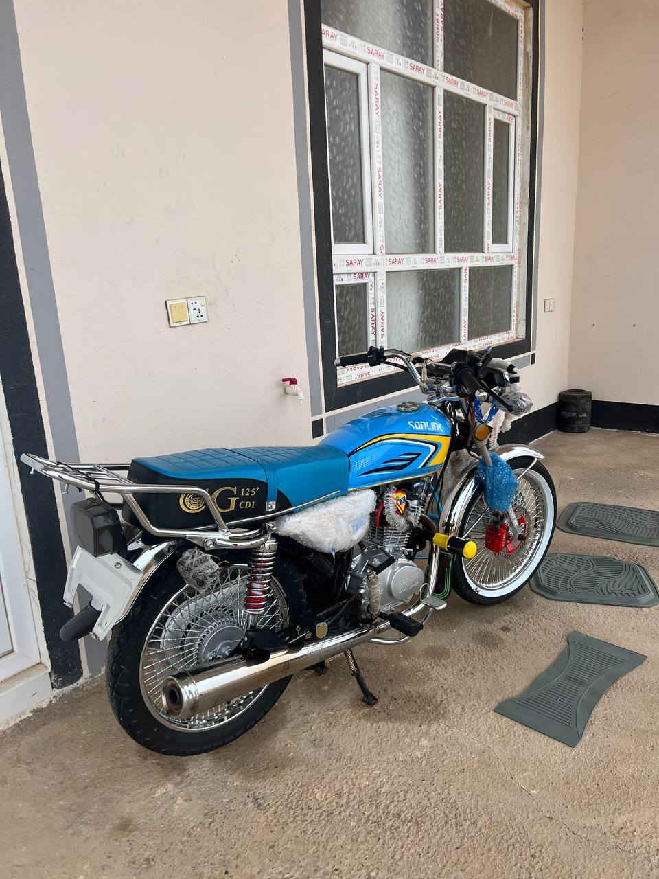 السلام عليكم دراجة سولنك للبيع موديل 2025 ماشيه 2500 كيلو دراجه خير من الله مكاني ديالى قضاء قره تبة قرية غزيفة.  السعر 825 وبي مجال


**إذا كنت صاحب هذا الإعلان وتريد حذفه لأي سبب، رجاءا أرسل رسالة إلى الدعم الفني**