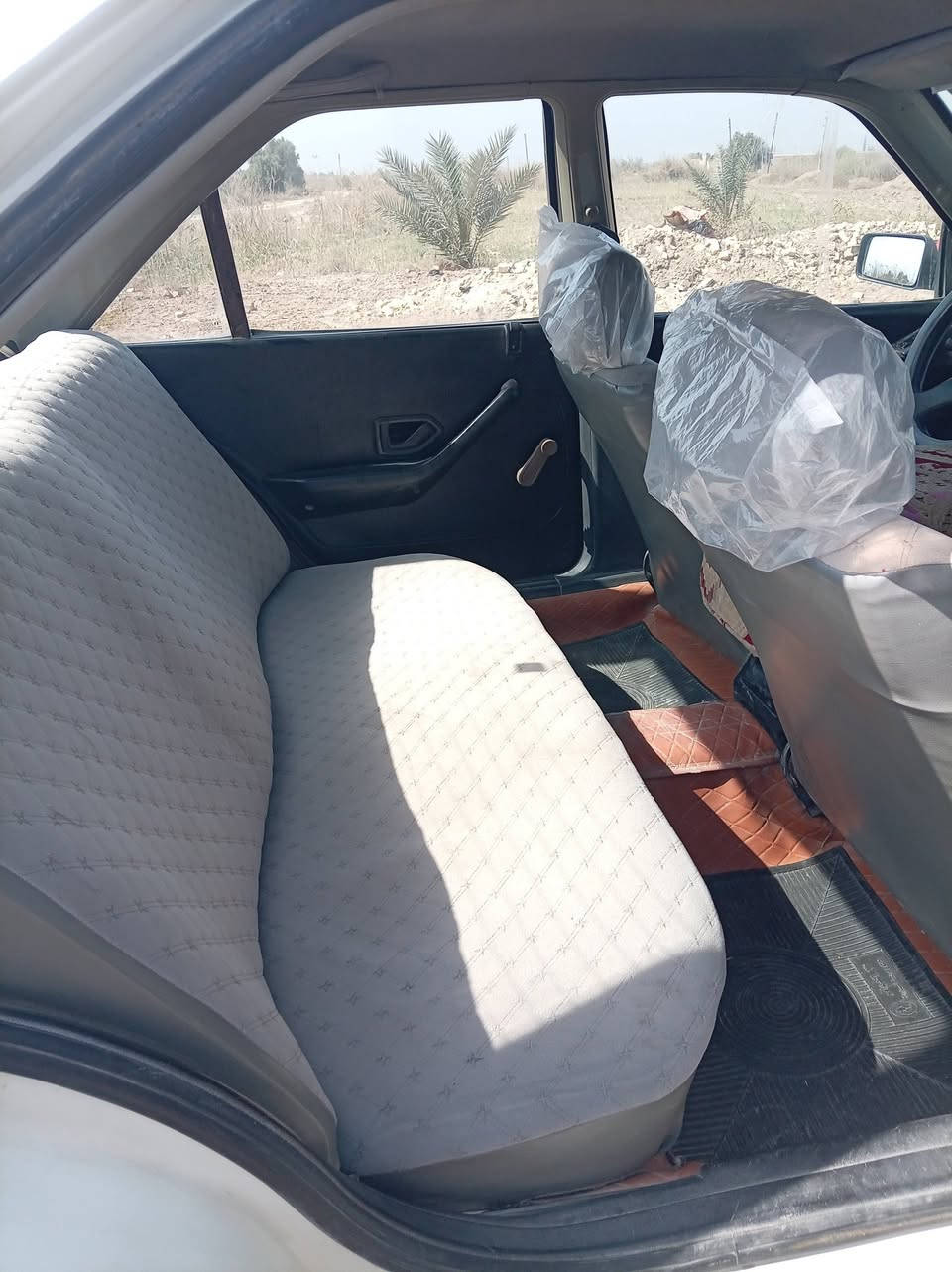 بيجو روى مكينة وكير وتخم تاير كهربائية كله شغاله مكان ميسان مجر سعر 30 تصال /***********
