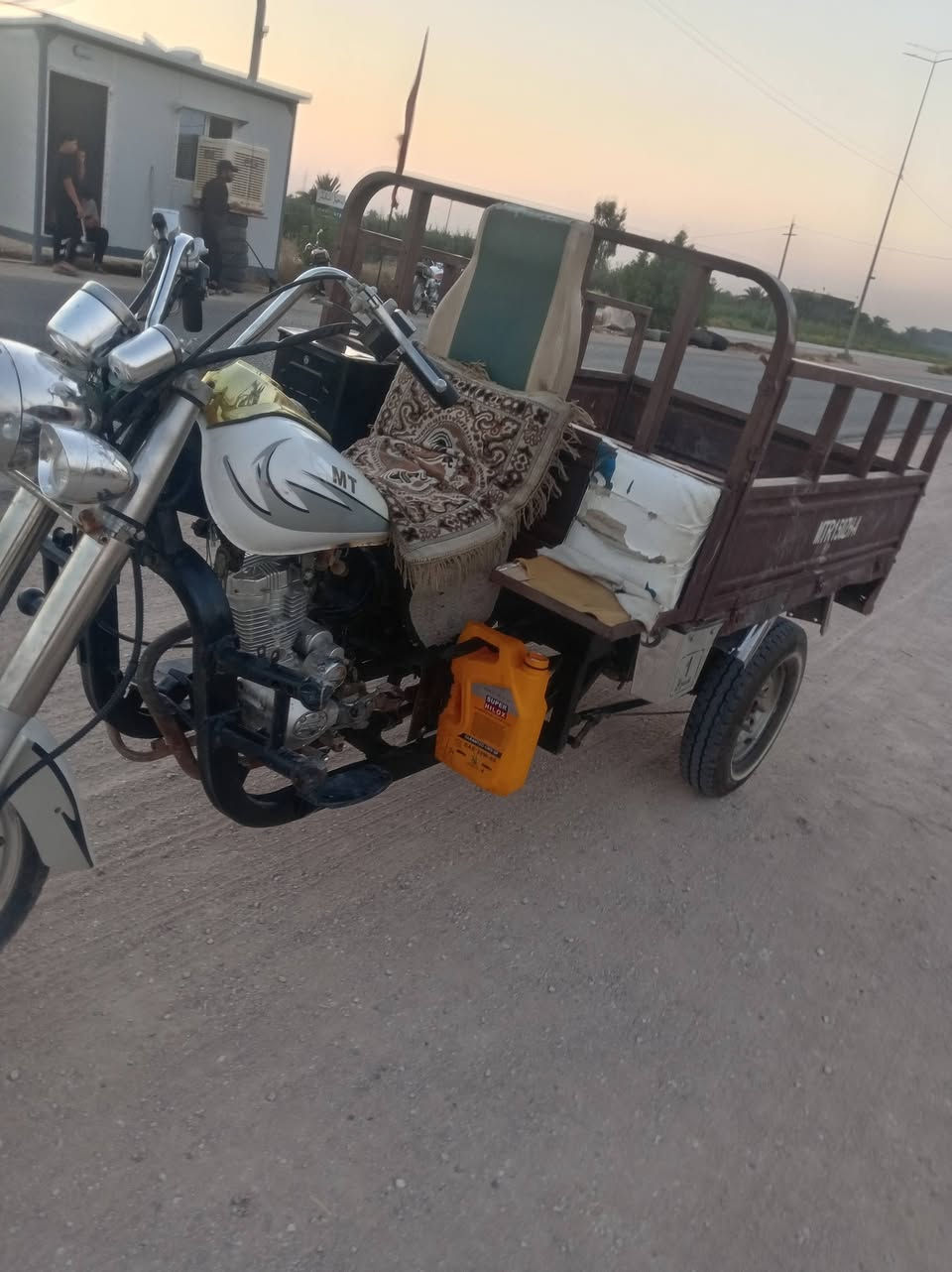 سلام عليكم ستوته للبيع وراق صولي مديل 16سعره نتصال خاص ماجاوب***********

